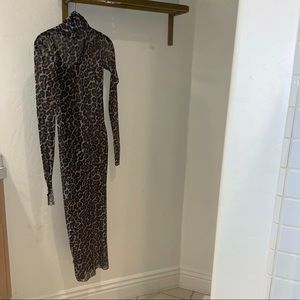 Leopard print body con maxi dress